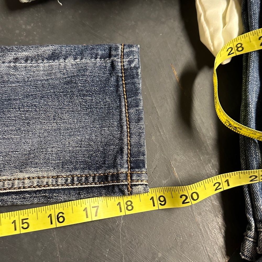 Boys size 5 silver jeans. Snap and zip close. (35/5) - Picture 16 of 16